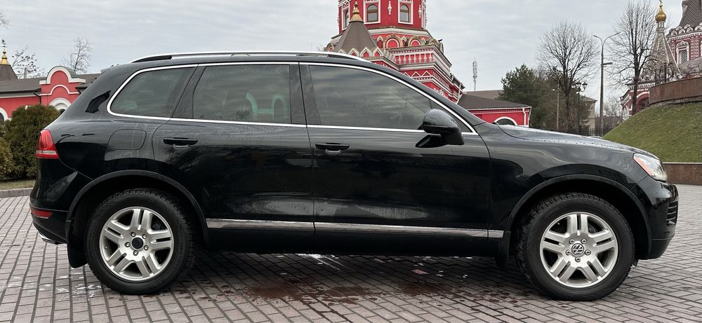 Продам Volkswagen Touareg 2012 3.0 дизель