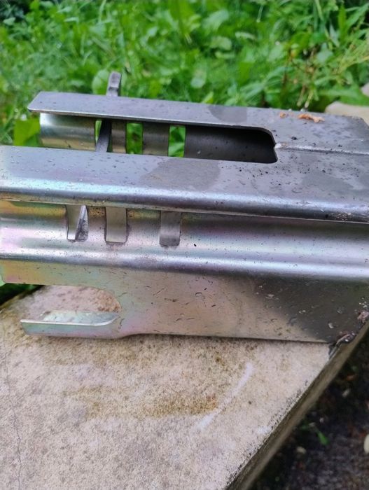 zamknięcie zabezpieczenie  do przyczepki