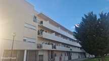 ARRENDAMENTO - Apartamento T2 em Barreiros