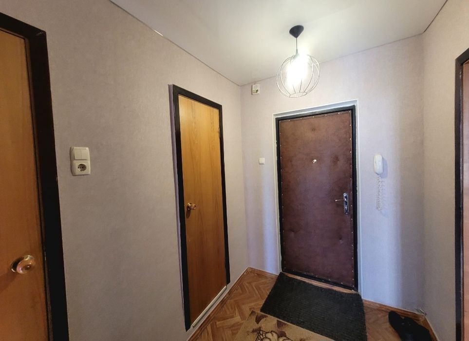 Продам 1-к.кв, 42кв.м, ул.Кричевского, 41, с/м Класс напротив
