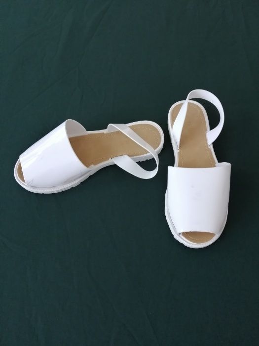 Модные Босоножки сандали сандалии женские пляжные в отличном состоянии