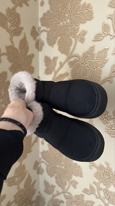Зимові сапожки zara дутіки 35
