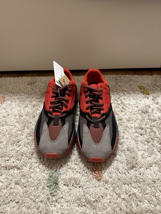 Yeezy Boost 700 Hi-Res Red