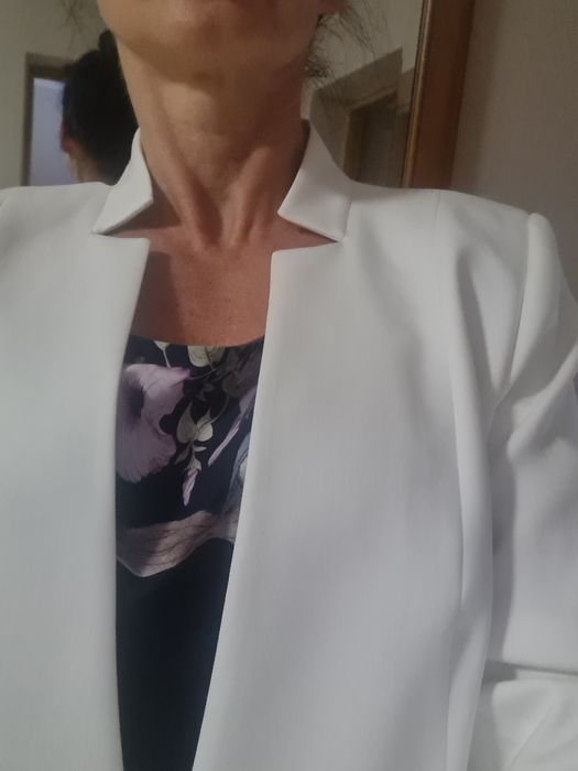 Żakiet biały nowy