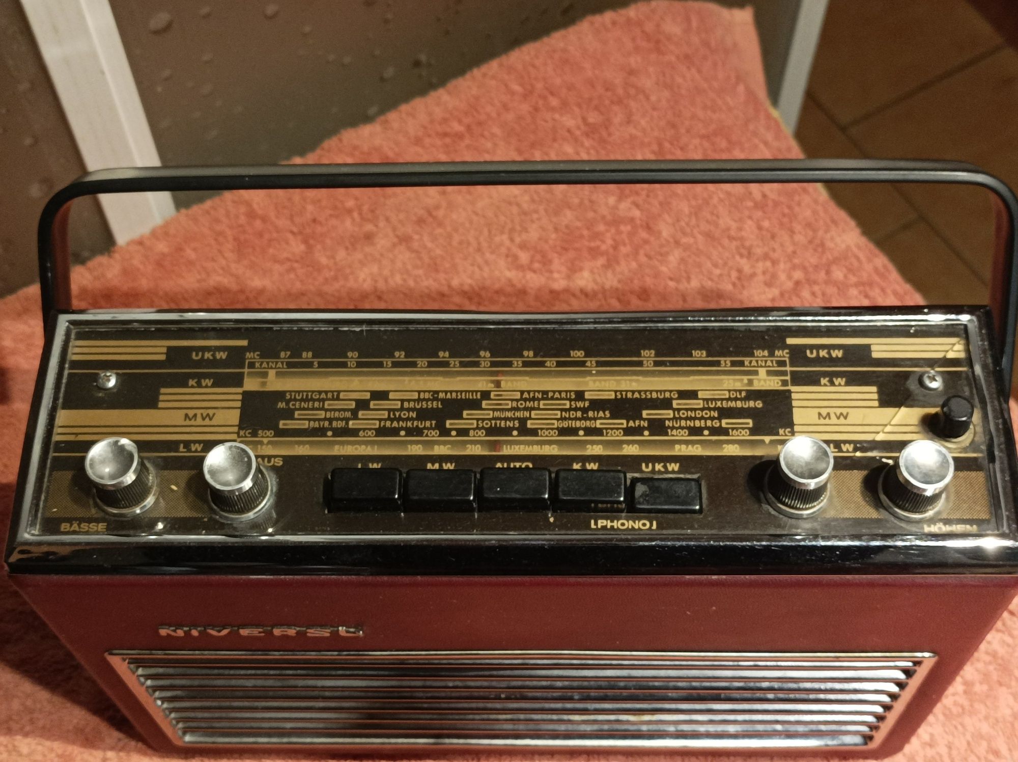 Stare radio przenośne.Tanio!