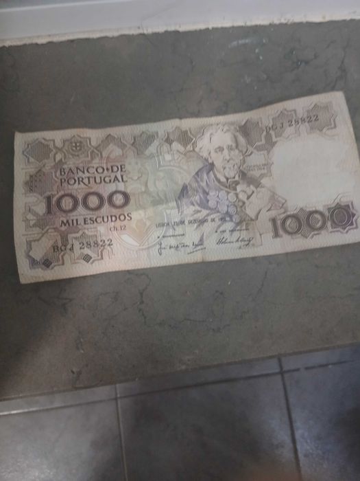 Vendo Escudos de 5000,1000,500,100,50,