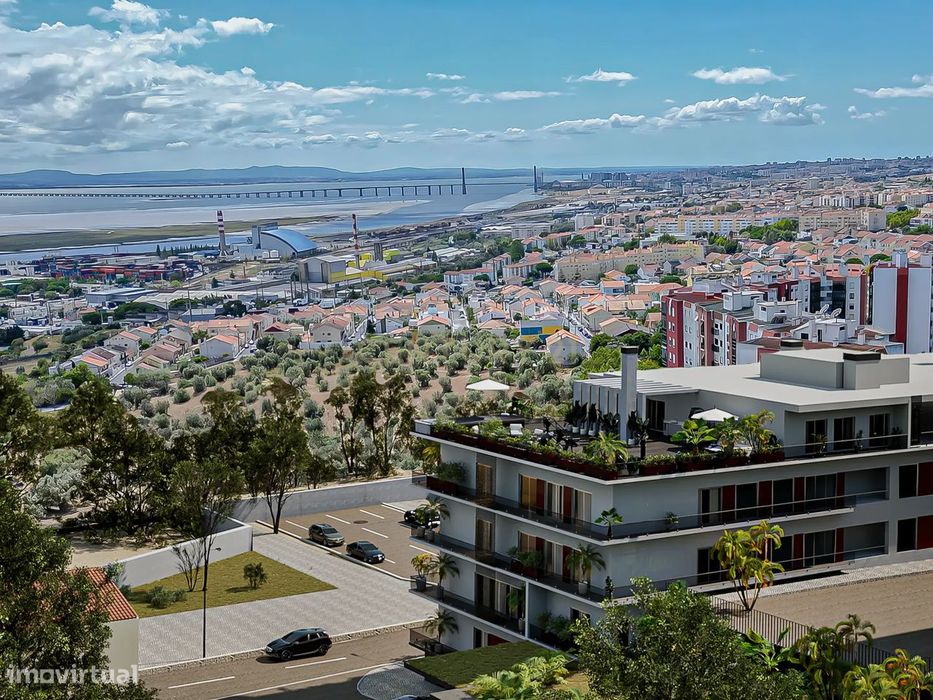 Apartamento T2 Novo com vista rio em condomínio fechado com piscina –