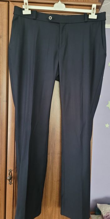 Garnitur meski czarny J&K rozm 54 176cm