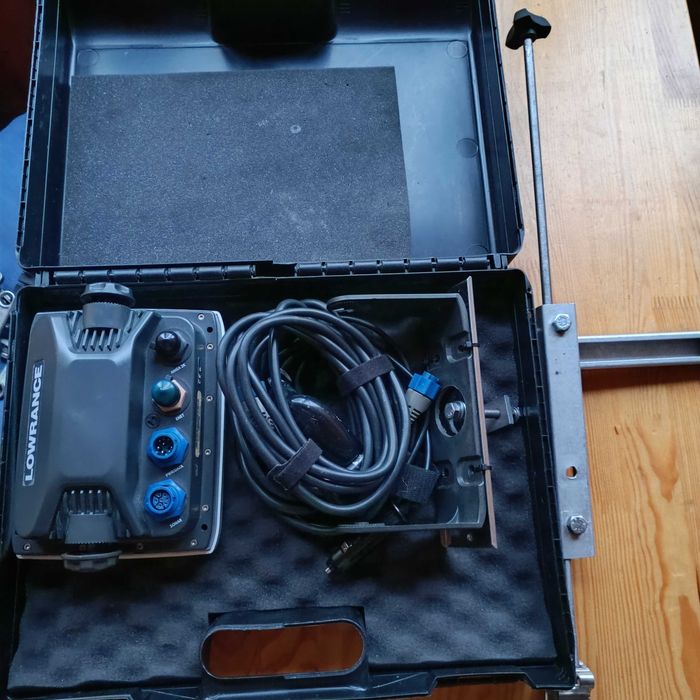 Ехолот Lowrance HDS 5