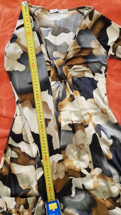 Lekka sukienka wizytowa albo na co dzień