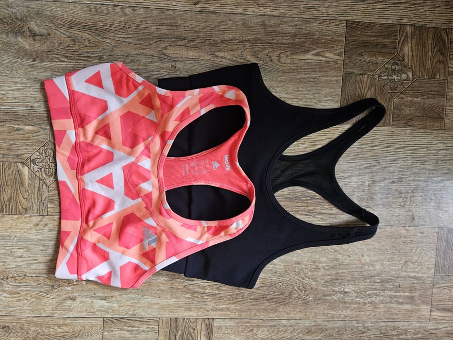 2 по ціні 1 Спортивний топ Adidas S techfit climatic