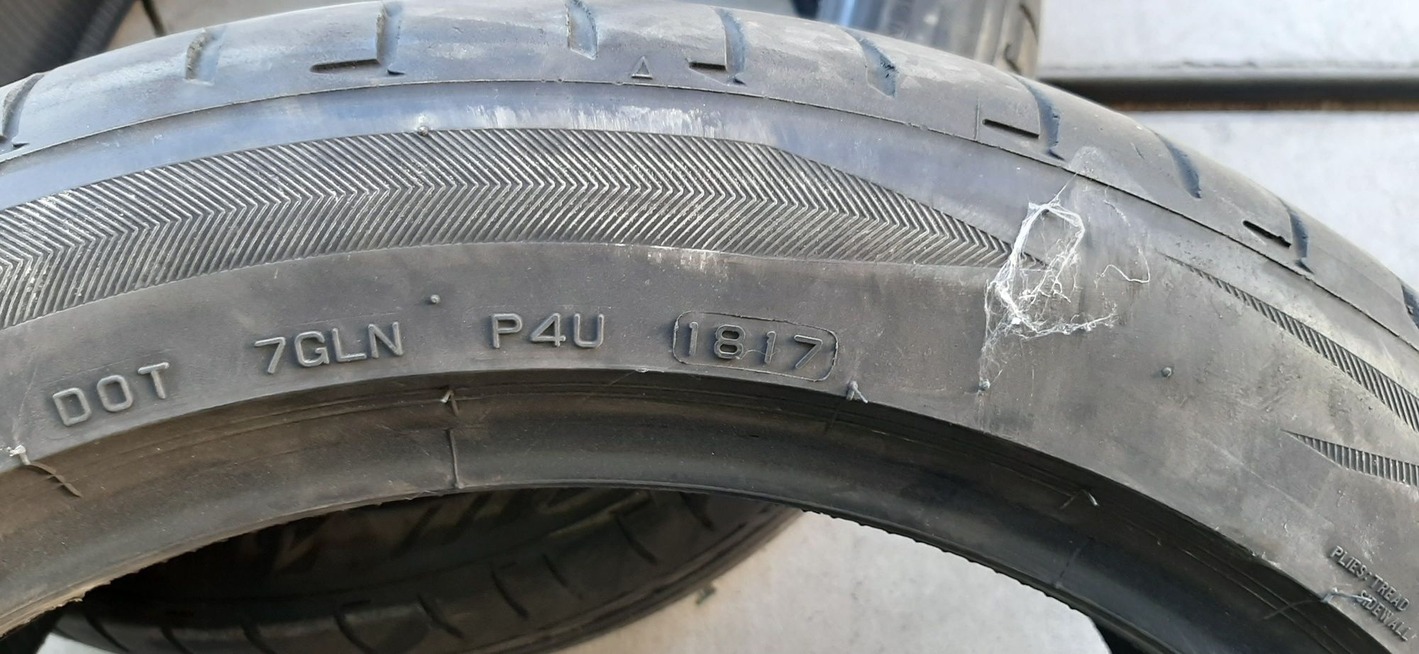 Bridgestone Potenza - 245/45 r19