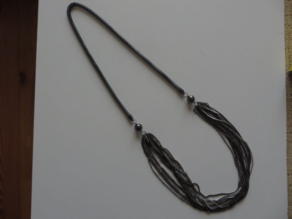 długi naszyjnik-nowy, bez metki