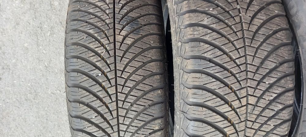 Комплект ризини 195/60R15 GOODYEAR