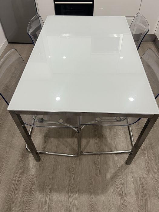 Mesa e cadeiras torsby ikea