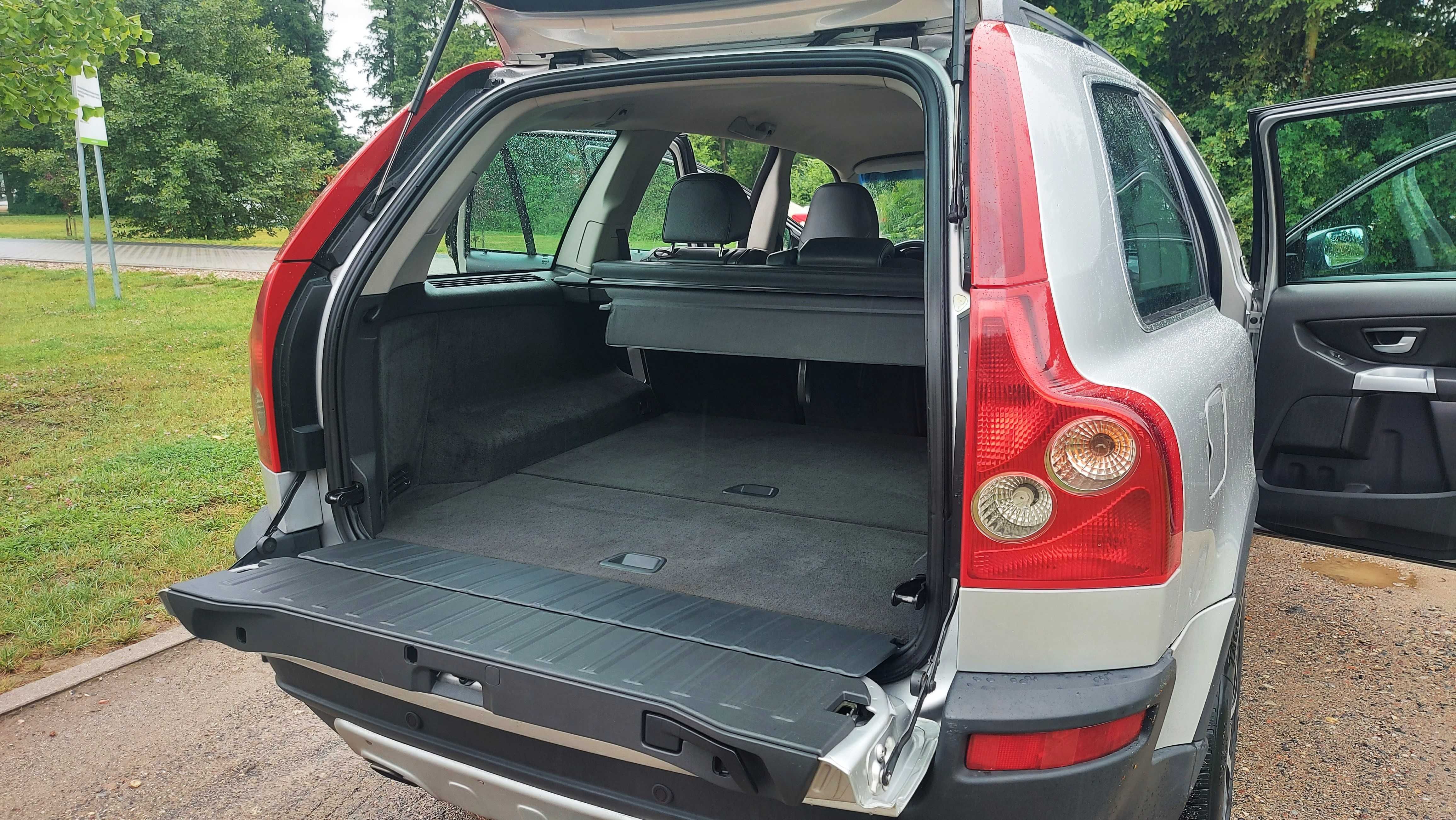 Volvo XC90 Dobre wyposażenie Super utrzymany 2.4 D5 163KM Bez DPF