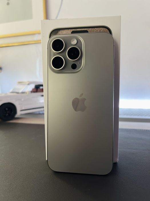 iPhone 15 Pro Max 256GB Tytan Naturalny (Pakiet Premium)