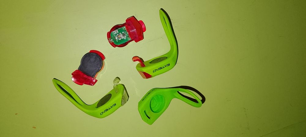 Latarki lampki rowerowe