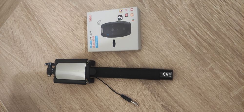 Selfie Stick i pilot bluetooth