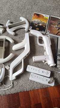 Vendo Wii com acessórios e jogos