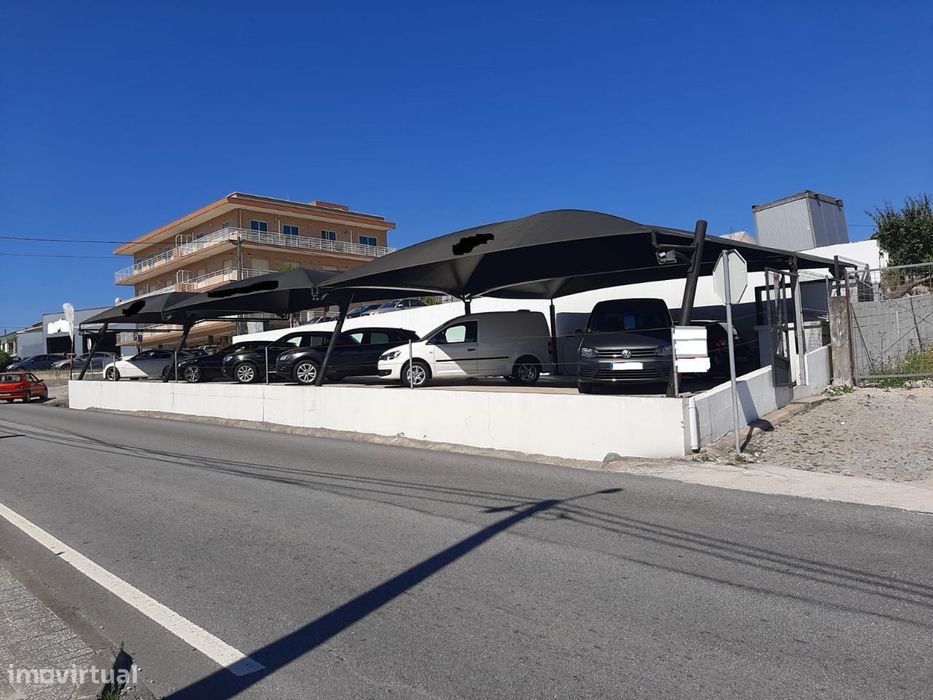 Vende Stand com escritório e armazém Termas São Vicente Penafiel