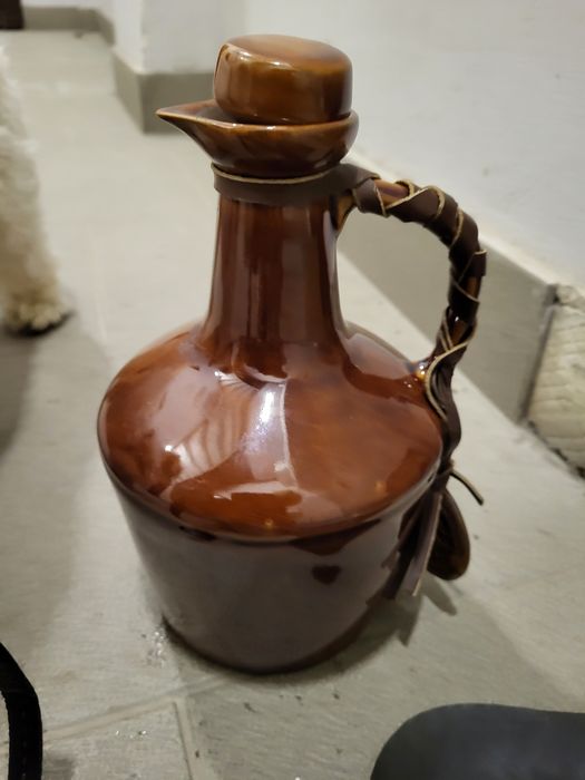 Ceramiczny dzbanek karafka bdb