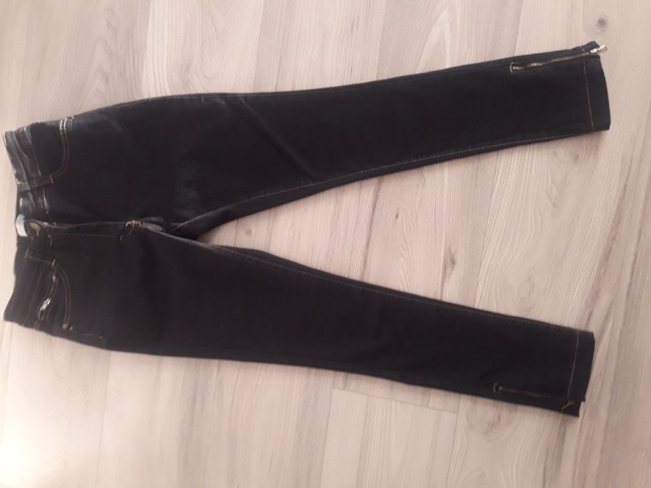 Spodnie dzinsowe .rozm.38