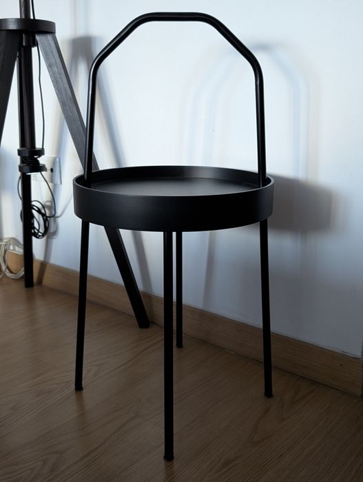 IKEA Burvik mesa de apoio Preta