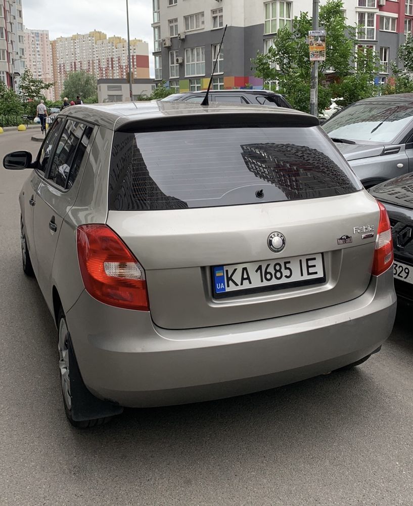 Аренда авто skoda fabia 2013г шкода