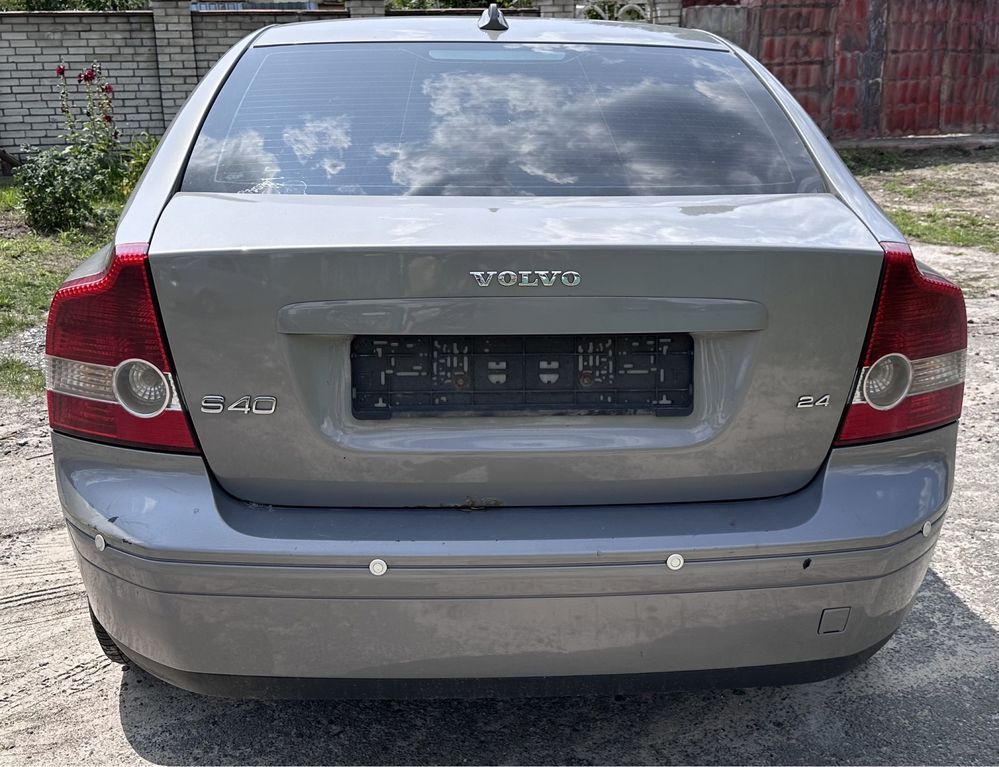 Volvo s40 p11 2004 - 2008 разбор, крыло, капот, бампер, фары