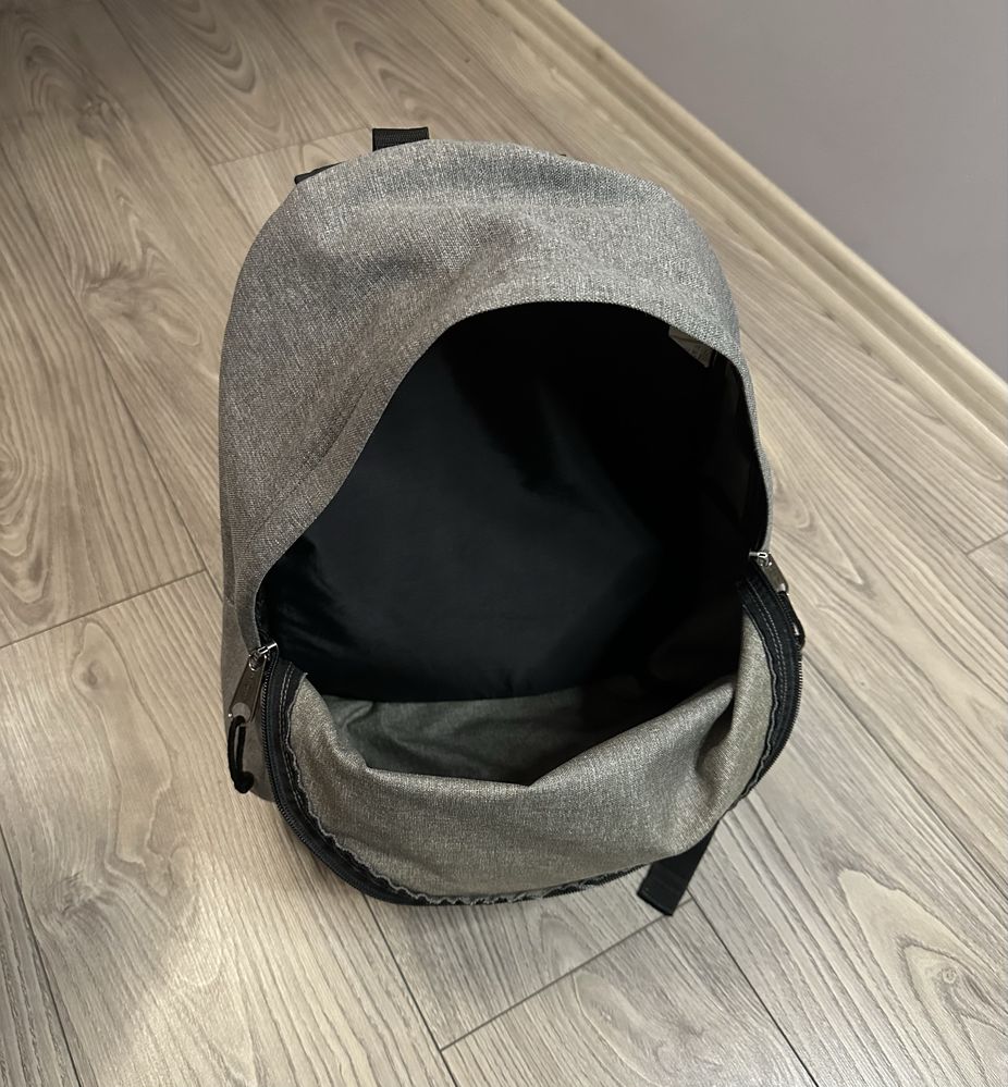 Рюкзак Eastpak (оригінал)