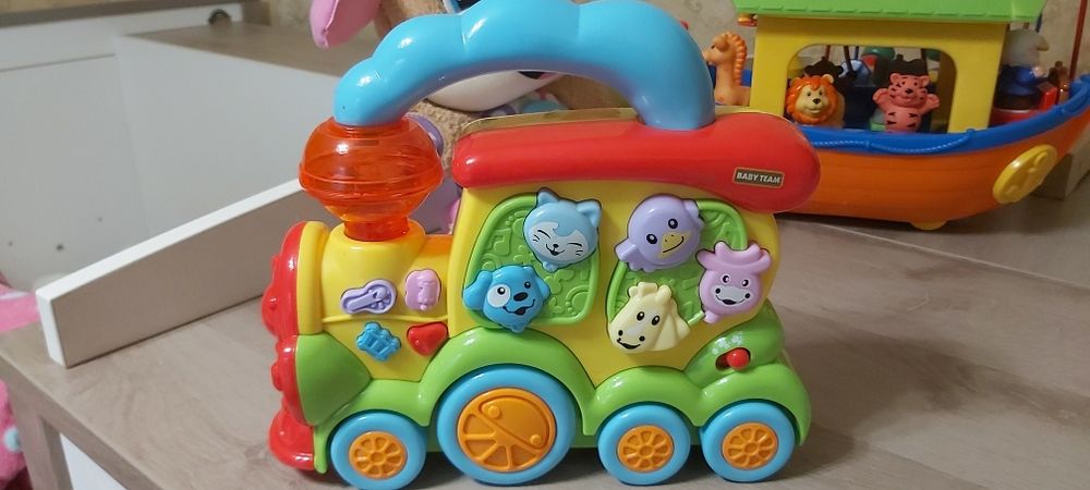 Інтерактивна іграшка, потяг музичний