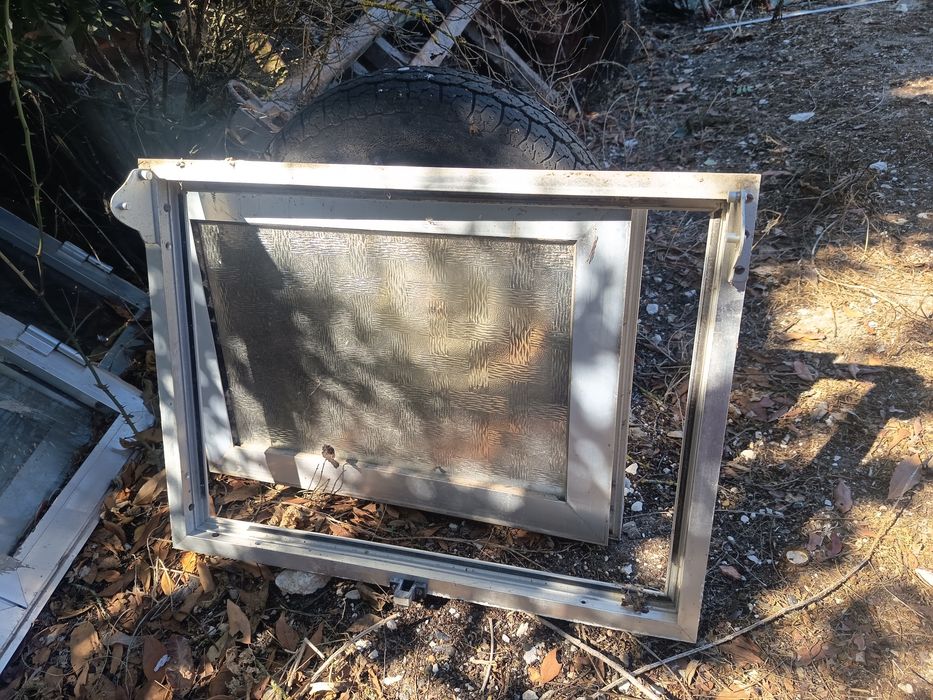 Várias  janelas alumínio