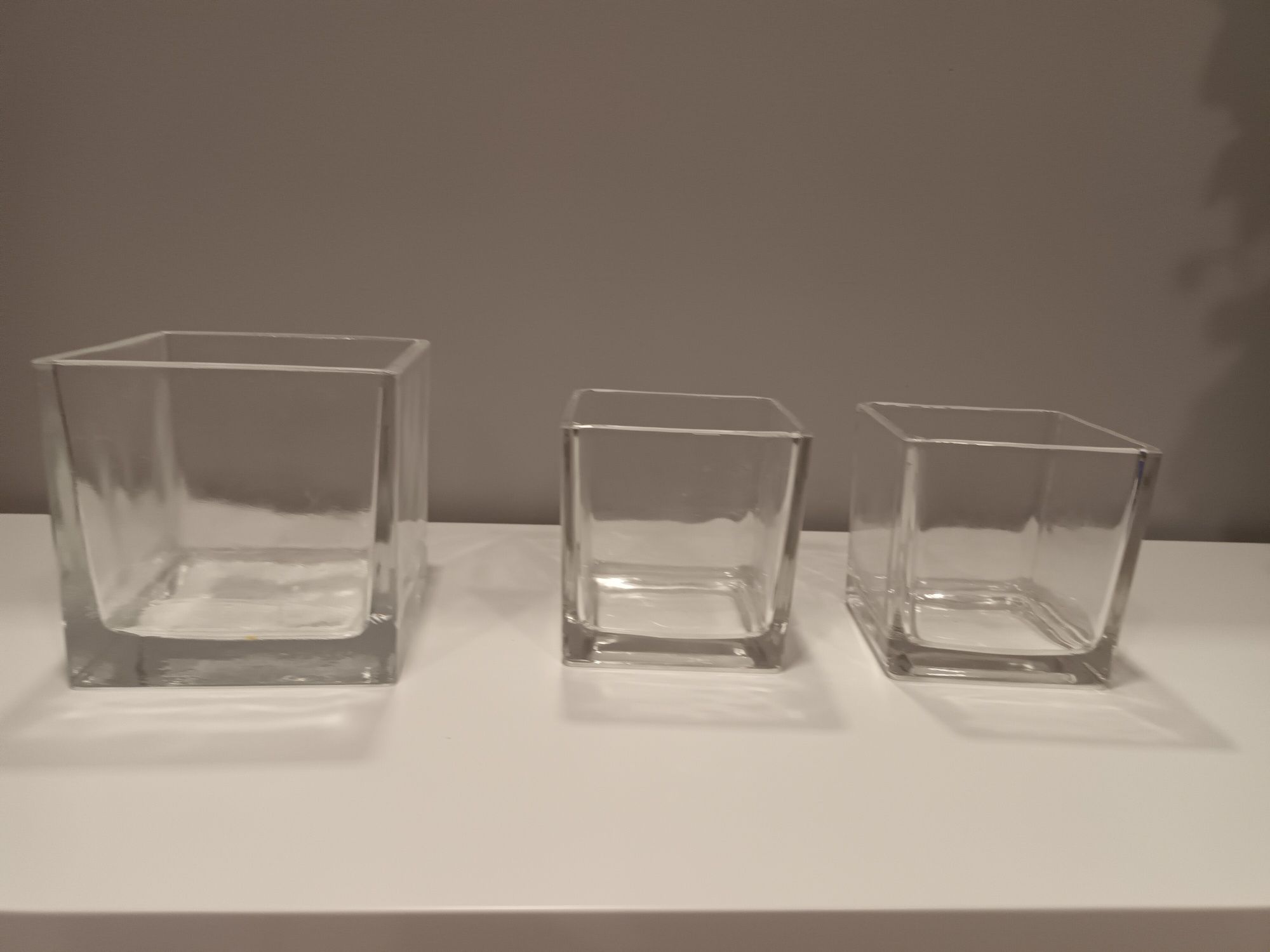Vasos em vidro transparente