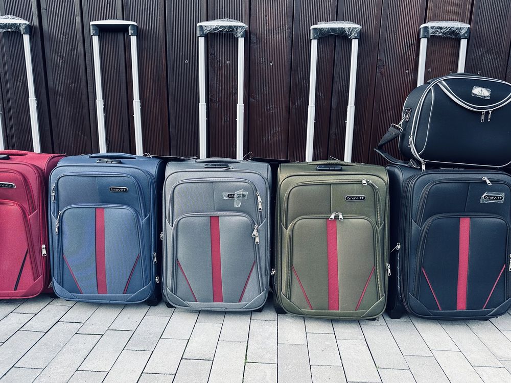 Walizka kabinowa/ walizki materiał / bagaż podreczny