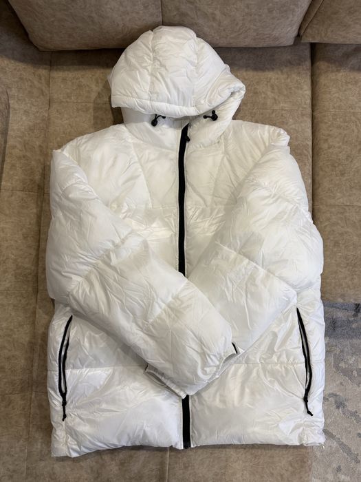 Чоловічий пуховик