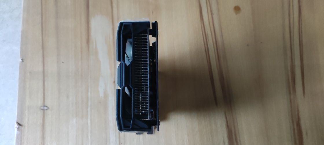 Продам ігрову відеокарти Sapphire Pulse RX 5600XT 6 Gb