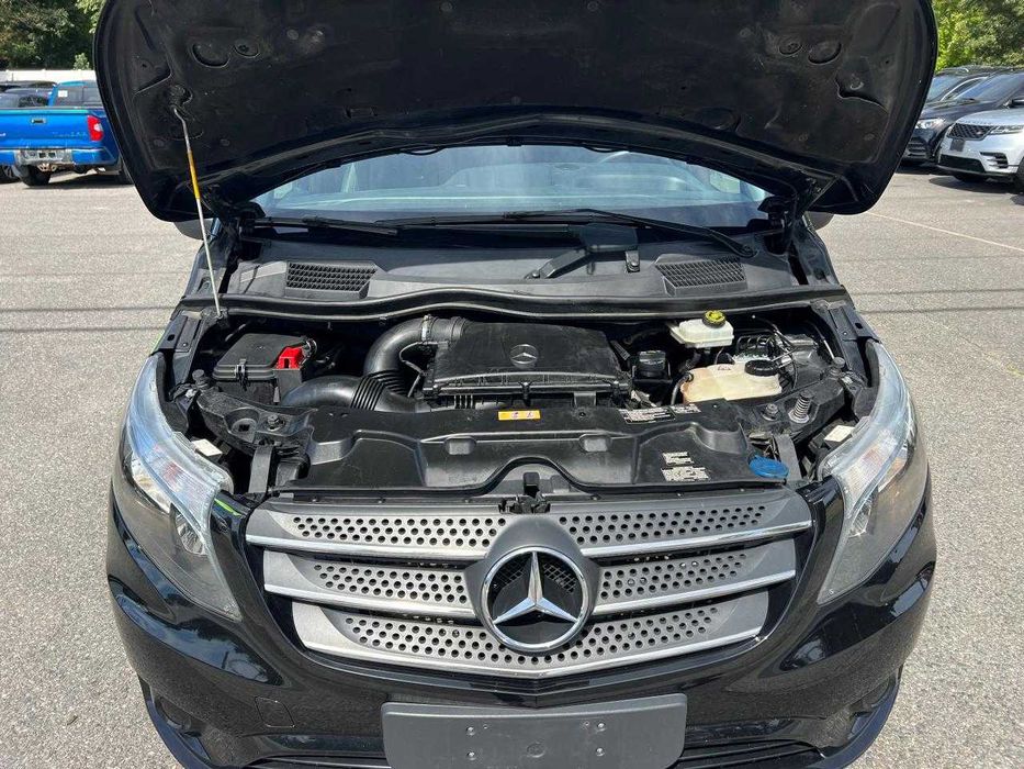 2020 Mercedes-Benz Metris в порту