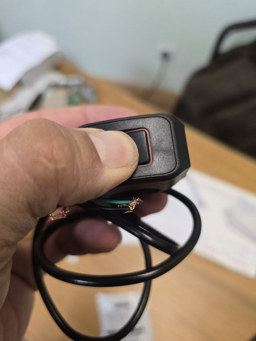 Кнопка включення додаткового освітлення для мотоцикла