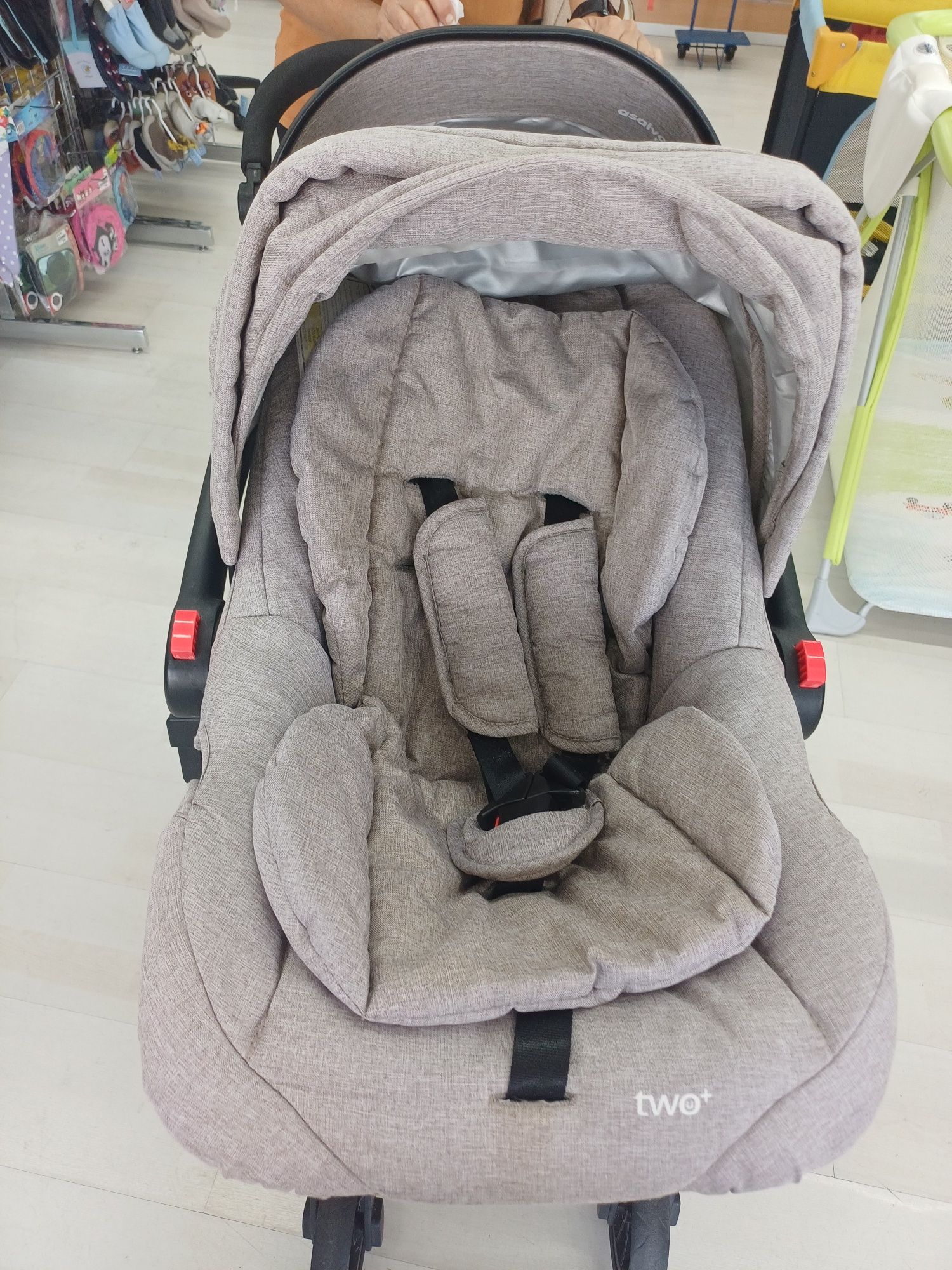 Carrinho bebe passeio