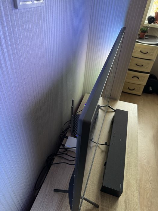 Телевізор philips 43pus81 18/12 Ambilight