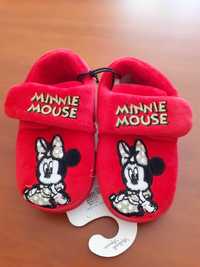 Pantufas Minnie, 24