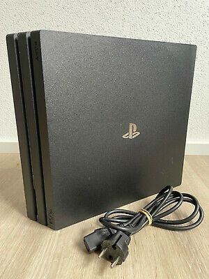 PS4 pro 1T com acessórios