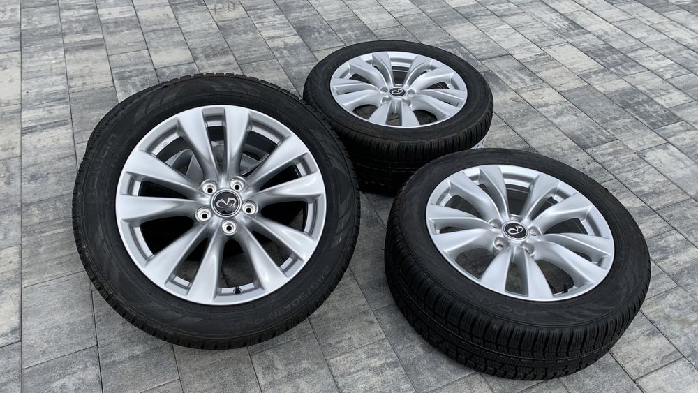 Nowe felgi Infiniti Q70 5x114,3 18 cali nowe opony zimowe Nokian