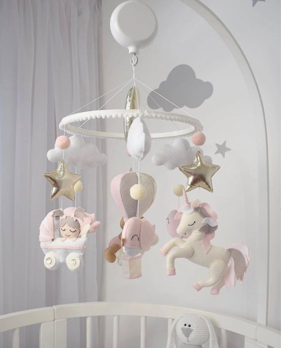 Продам.  Мобіль для Дівчинки!