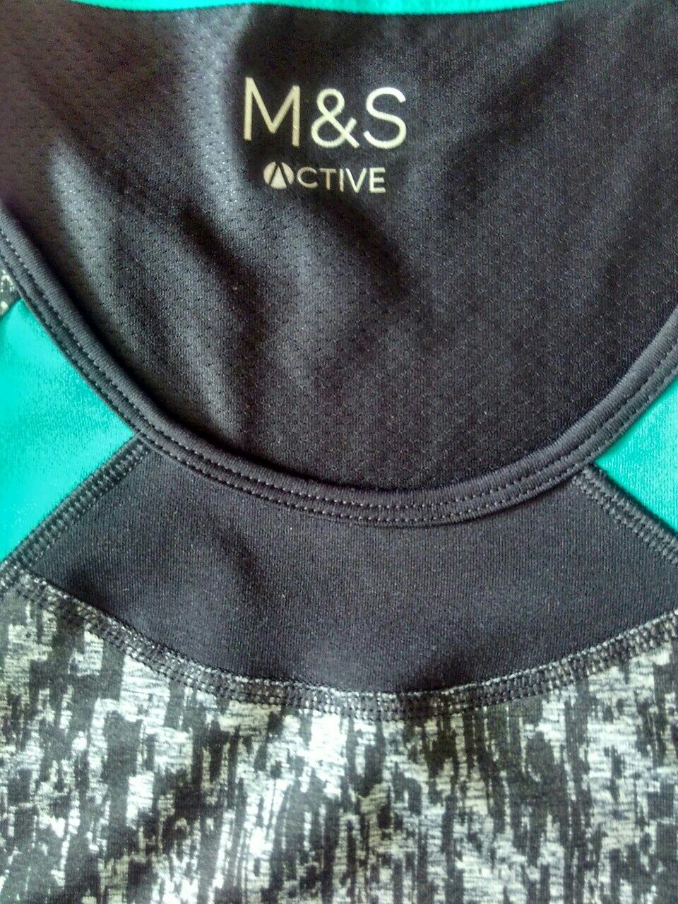 Спортивная майка M&S ACTIVE.