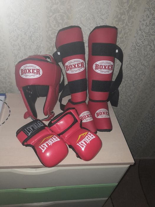 Продам амуніцію для карате.Стан нового.