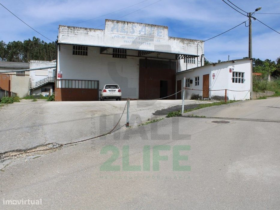 Imóvel Industrial, Com Terrenos Para Construção, Em Regueira De Pon...