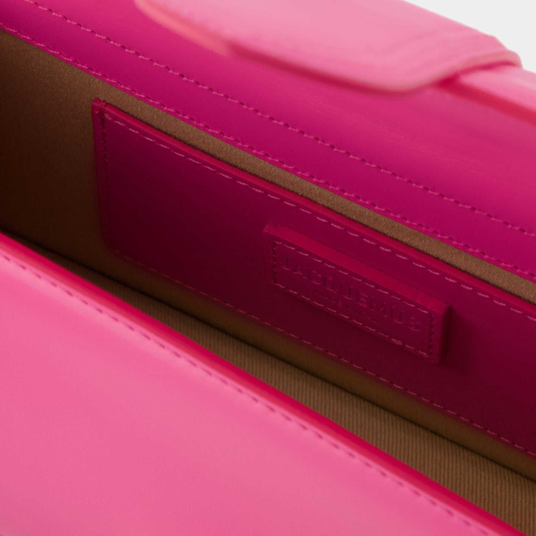 Сумка Jacquemus Le Bambino Grand Bag Neon Pink