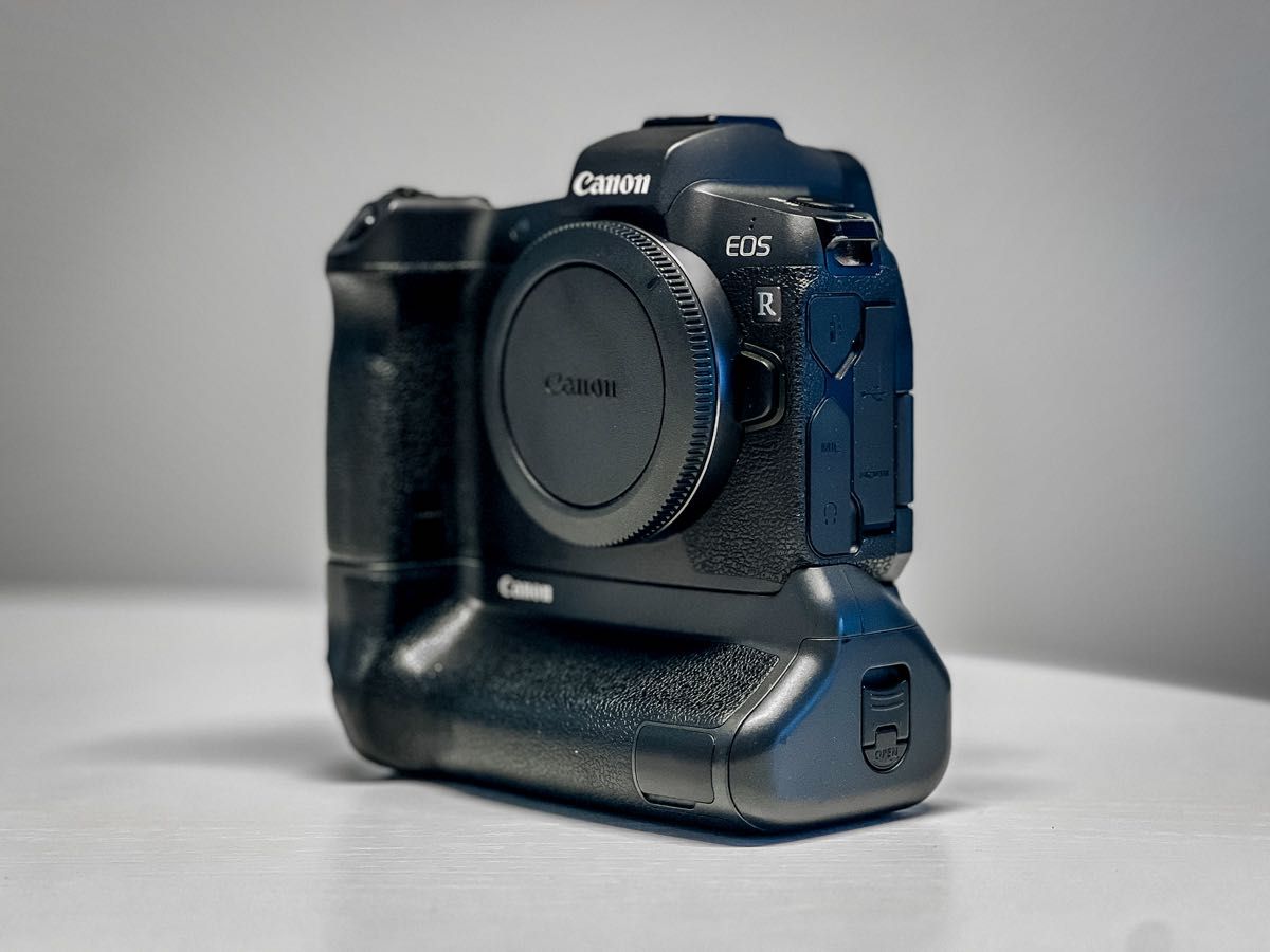 Canon EOS R body + grip - przebieg 50 tyś